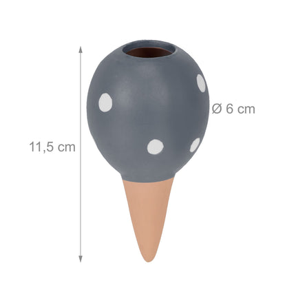 Gray clay cone set of 4