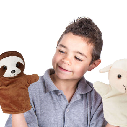 Hand puppets with animals for children