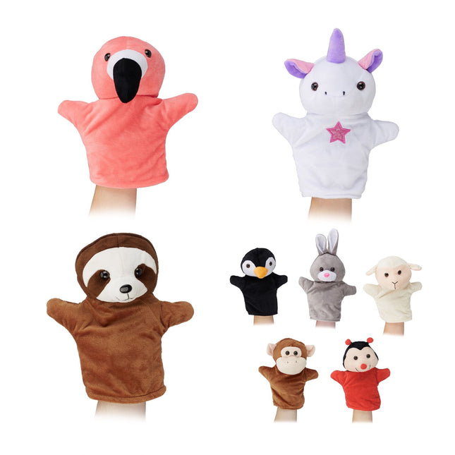 Hand puppets with animals for children