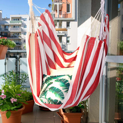 Hanging chair with stripes