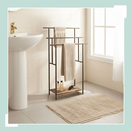 Industrial Towel Stand with Shelf – Black Metal, Wood Finish
