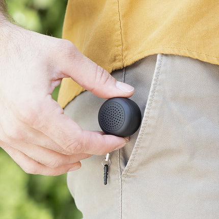 InnovaGoods Rechargeable Mini Bluetooth Speaker 5.0, Selfie Remote, Black