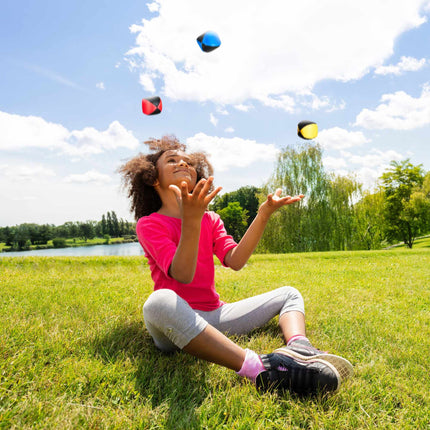 Juggling balls, set of 15