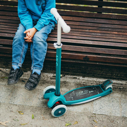LED Scooter, Green – Adjustable Height, Foldable