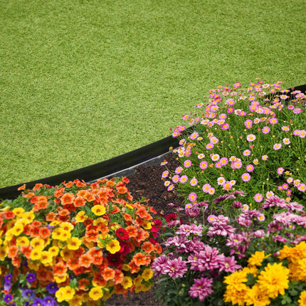 Lawn Edging With Ground Stakes – Flexible Plastic Border