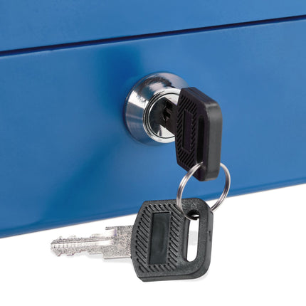 Lockable cash drawer