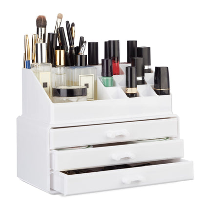 Makeup storage with 3 drawers