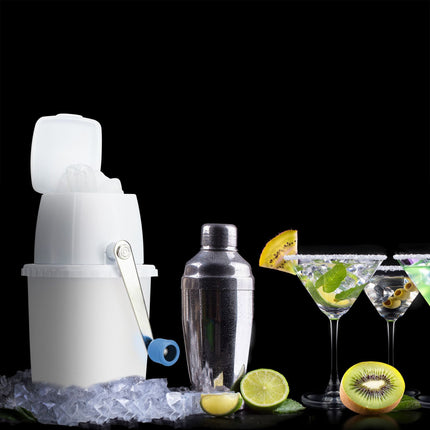 Manual ice crusher
