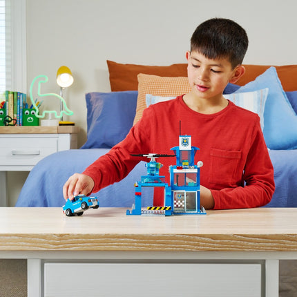 Max City Bricks Police Station, 889Pcs