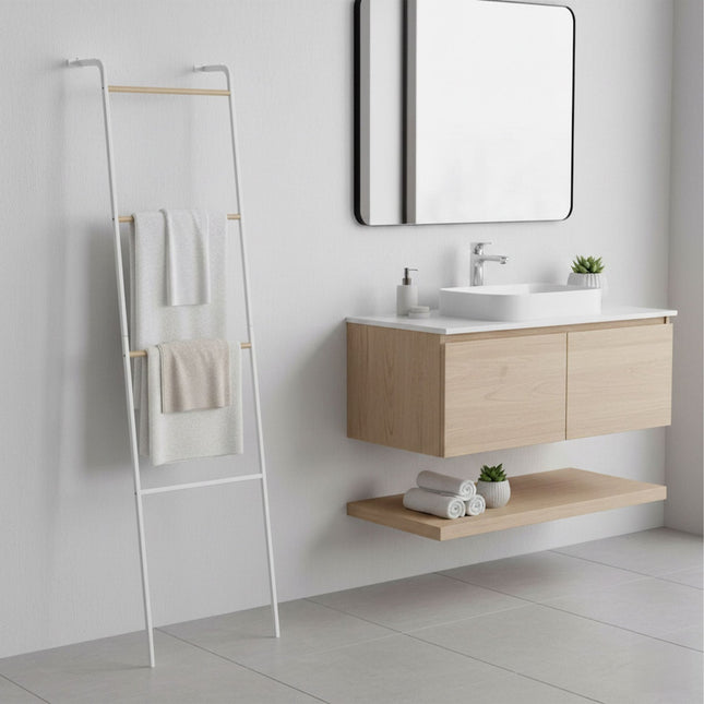 Metal Ladder Towel Rack – 4 Rungs, Space-Saving Design