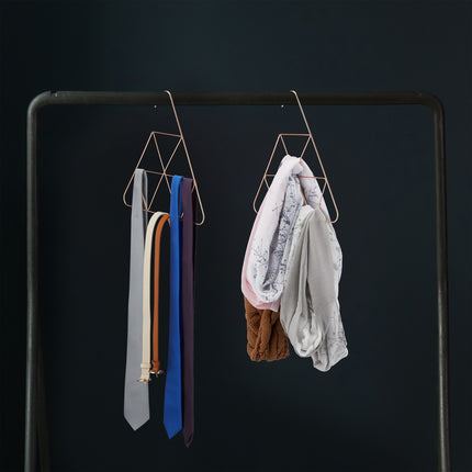 Metal scarf hanger