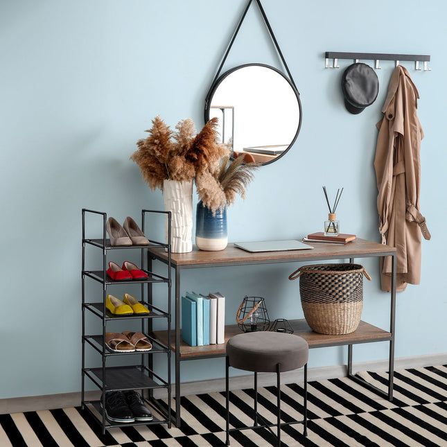 Wąski stojak na buty z materiałowymi półkami, oszczędzający miejsce design