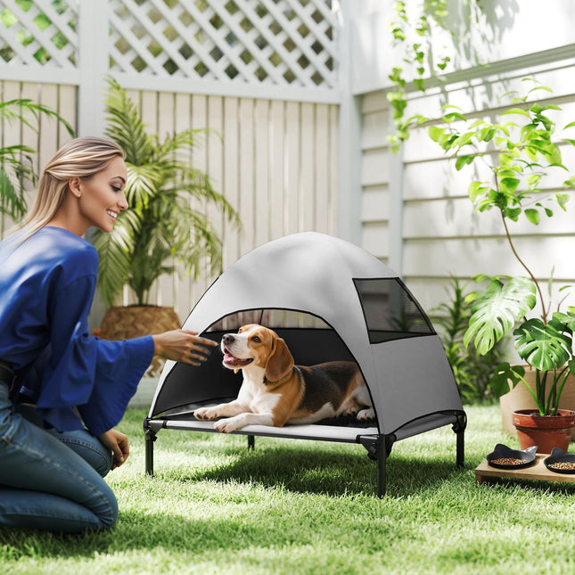 Outdoor dog seat with roof, washable net and cooling design