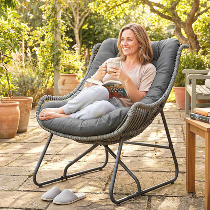 Outdoor Rattan Chair with Cushion, Steel Frame, 120kg Capacity