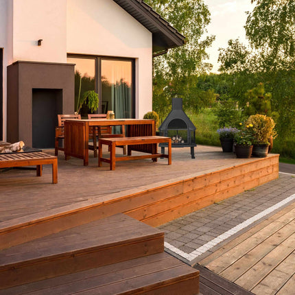 Outdoor stove with grill