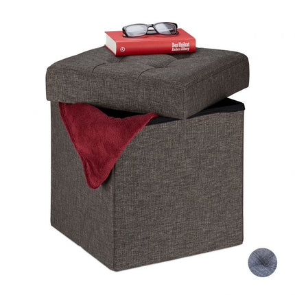 Pallet with storage space
