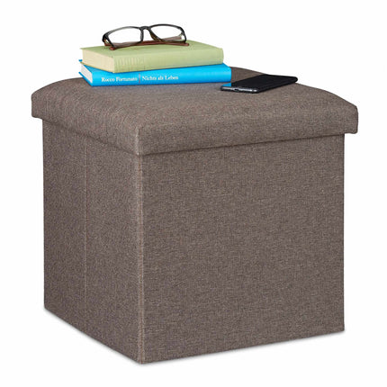 Pallet with storage space