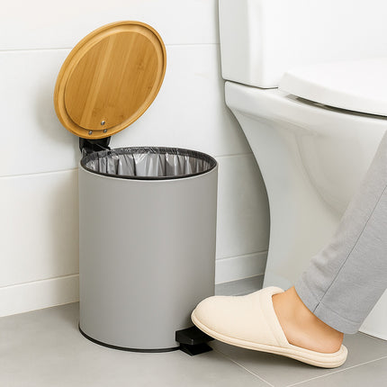Pedal Bin 5L with Soft-Close Lid and Liners