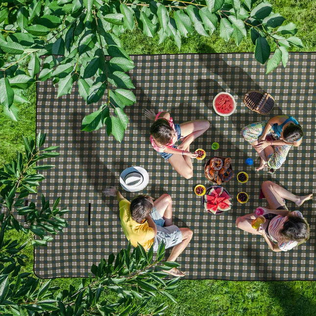 Picnic blanket 200 x 300 cm checkered