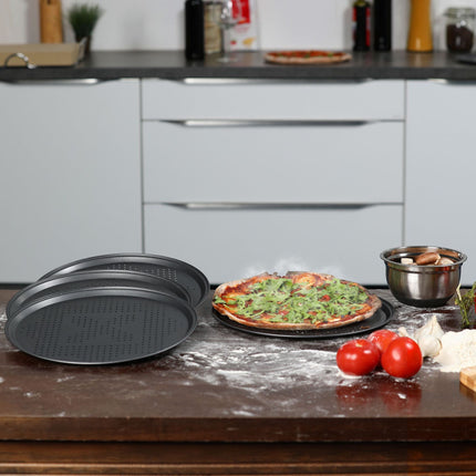 Pizza plate perforated set