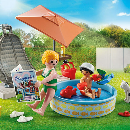 Playmobil City Life Splashing Fun In The Garden 71476