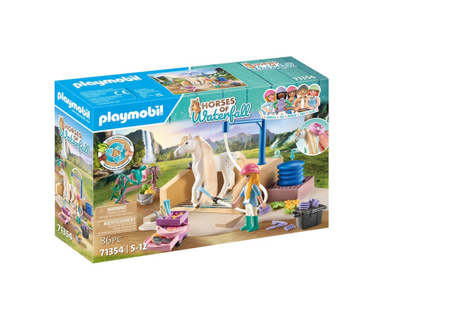 Playmobil World Of Horses Washing Station With Isabella And Lioness 71354