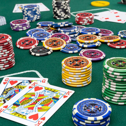 Poker Chip Set, 300 Chips, Texas Hold'em, Aluminum Case