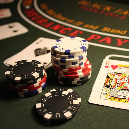 Poker bag with 300 chips
