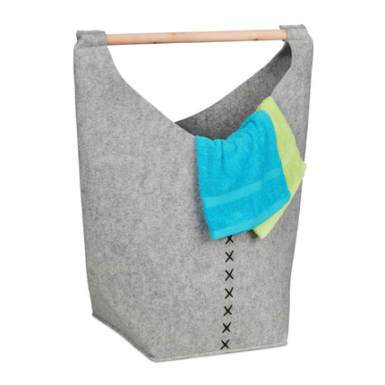 Portable laundry box in felt