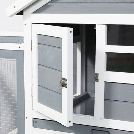 Small animal shelter with removable tray and ramp, 122x62x92cm