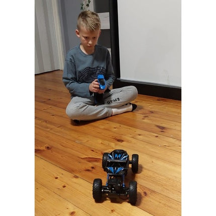 Remotely controlled off-road vehicle - Truck 22439