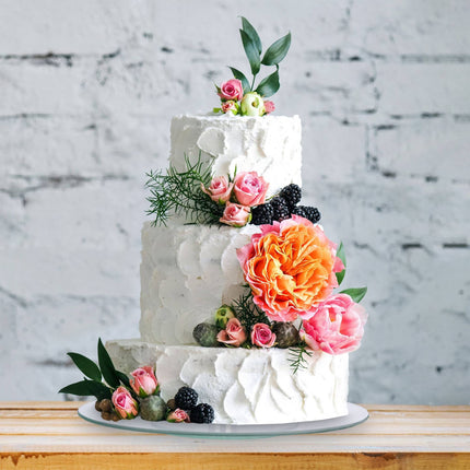 Rotatable cake tray