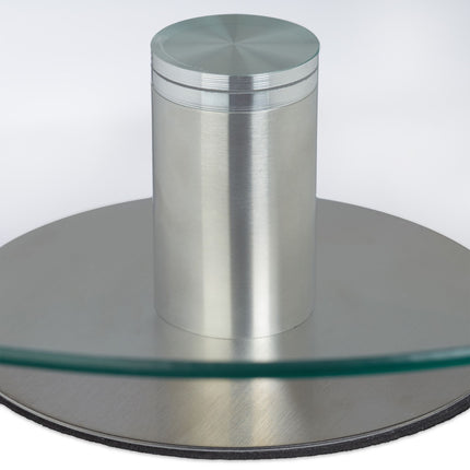 Rotating cake plate on foot