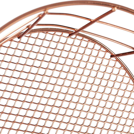 Round basket made of metal wire