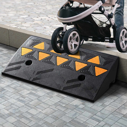 Rubber Curb Ramp 10.8 cm Rise, 15T, 50 x 30 cm