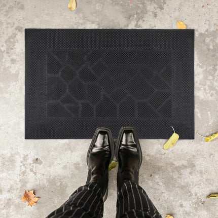 Rubber doormat with pattern