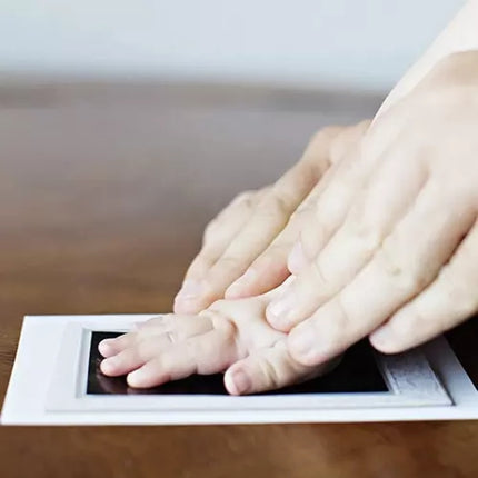 Ruhha baby's hand/footprint 20586