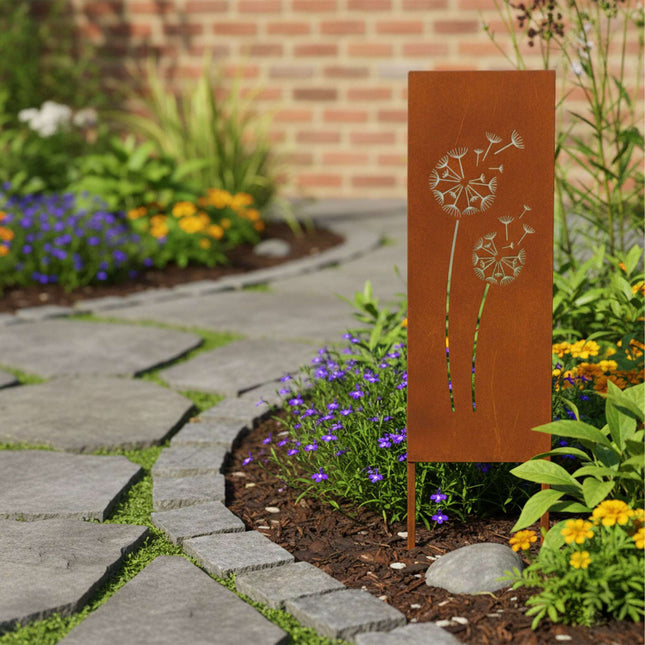 Rust-Patina Decorative Garden Stake – Weatherproof Ornament