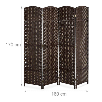 Screen wall with 4 panels