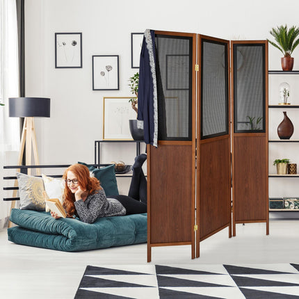 Screen wall with walnut look