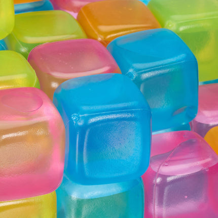 Set of 36 reusable ice cubes