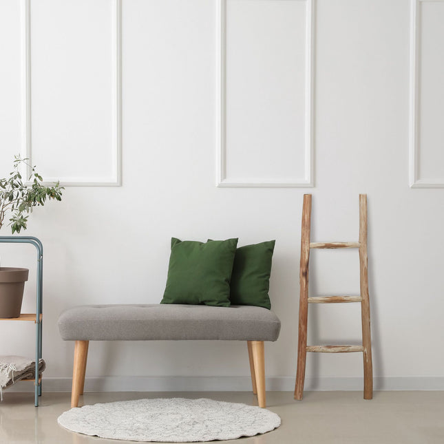 Small decorative ladder in chestnut wood