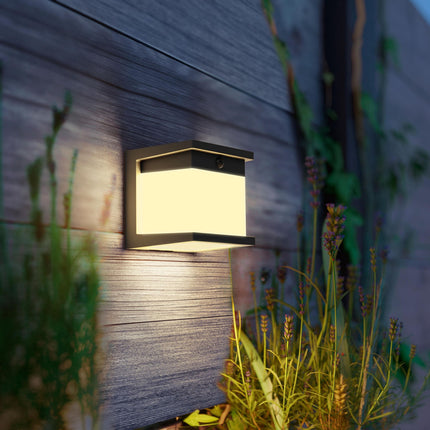 Solar Wall Light with Motion Sensor – Black, LED, IP44