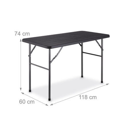 Square garden table in wood look