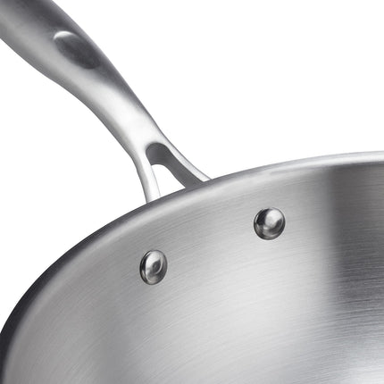 Stainless steel wok with glass lid
