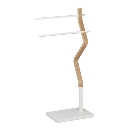 Standing towel rail