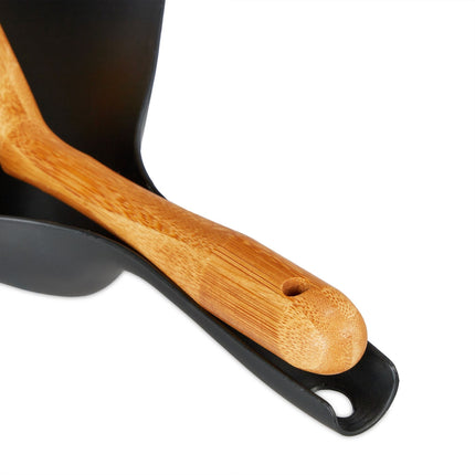 The mop consisting of a shovel and a broom