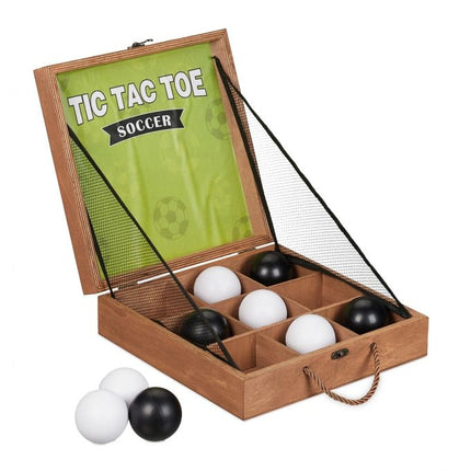 Tic Tac Toe throwing game