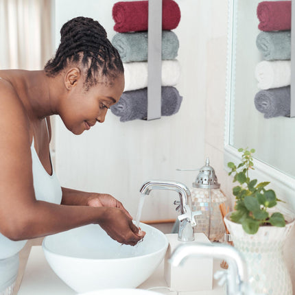 Towel rail without drilling