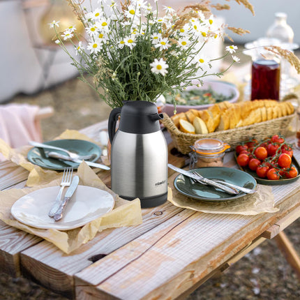 Vacuum jug in stainless steel 2 liters